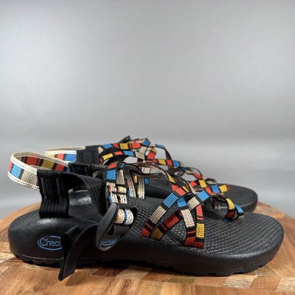 Chaco ZX2  Hiking Sandals Women’s Size 9 Black Strappy Toe Loop Outdoors - Picture 1 of 7